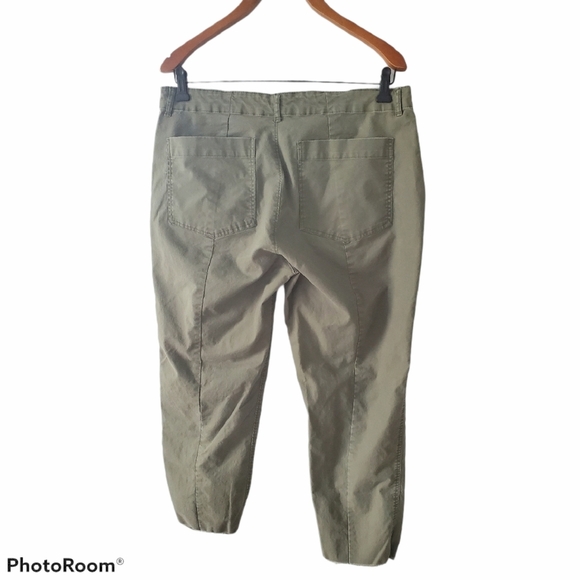 Old Navy Army Green Frayed Hem Chinos Size 14 High Waist - Picture 2 of 6